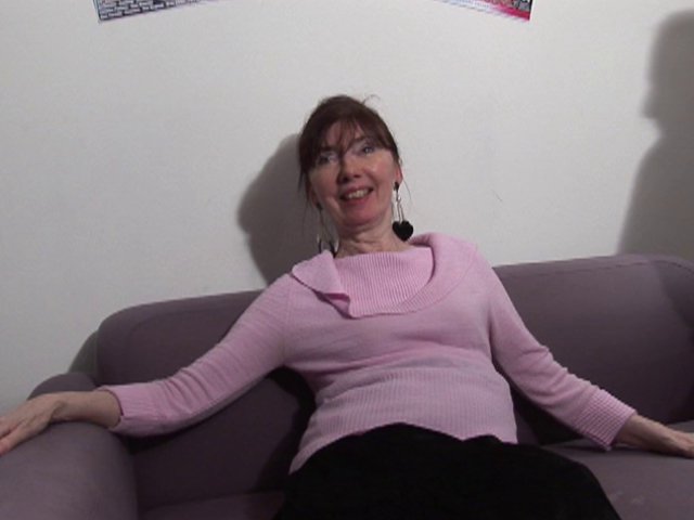 Nous avons le droit de baiser une femme mature en couple